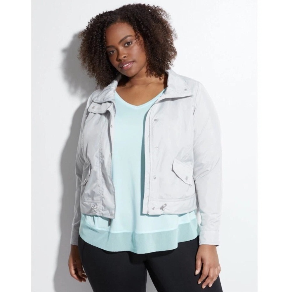 LIVI Active Lane Bryant Womens Size 14 Lightweight Cropped Bomber Jacket in Gray